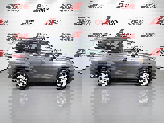 Used 2023 Toyota Highlander LE FWD image 8