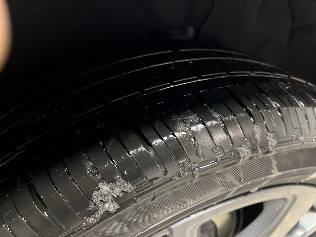 Certified 2024 Chevrolet Equinox RS AWD/4WD image 11