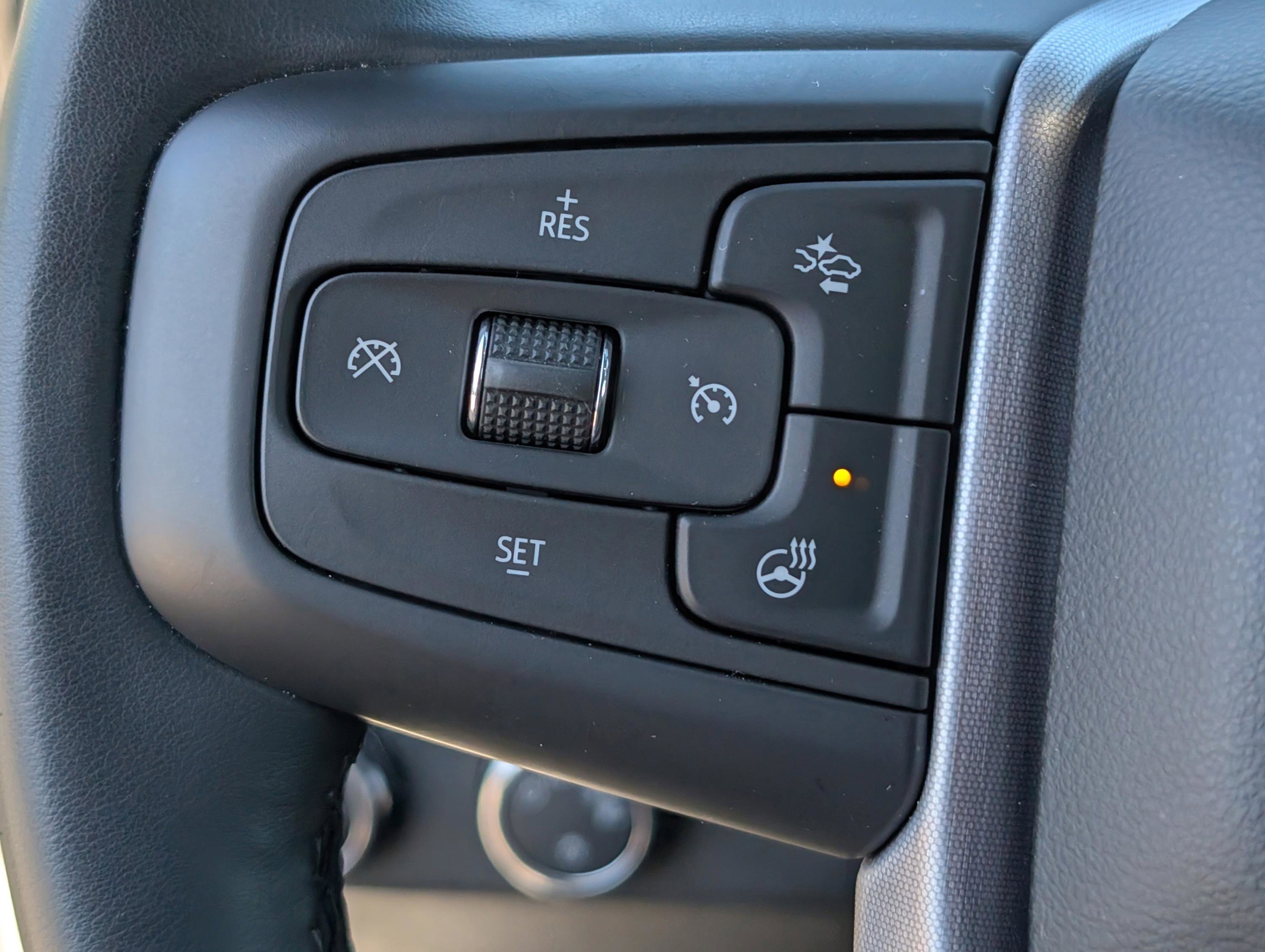 Used 2024 GMC Sierra 1500 SLE image 18