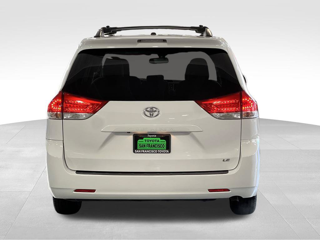 Used 2013 Toyota Sienna LE FWD image 4