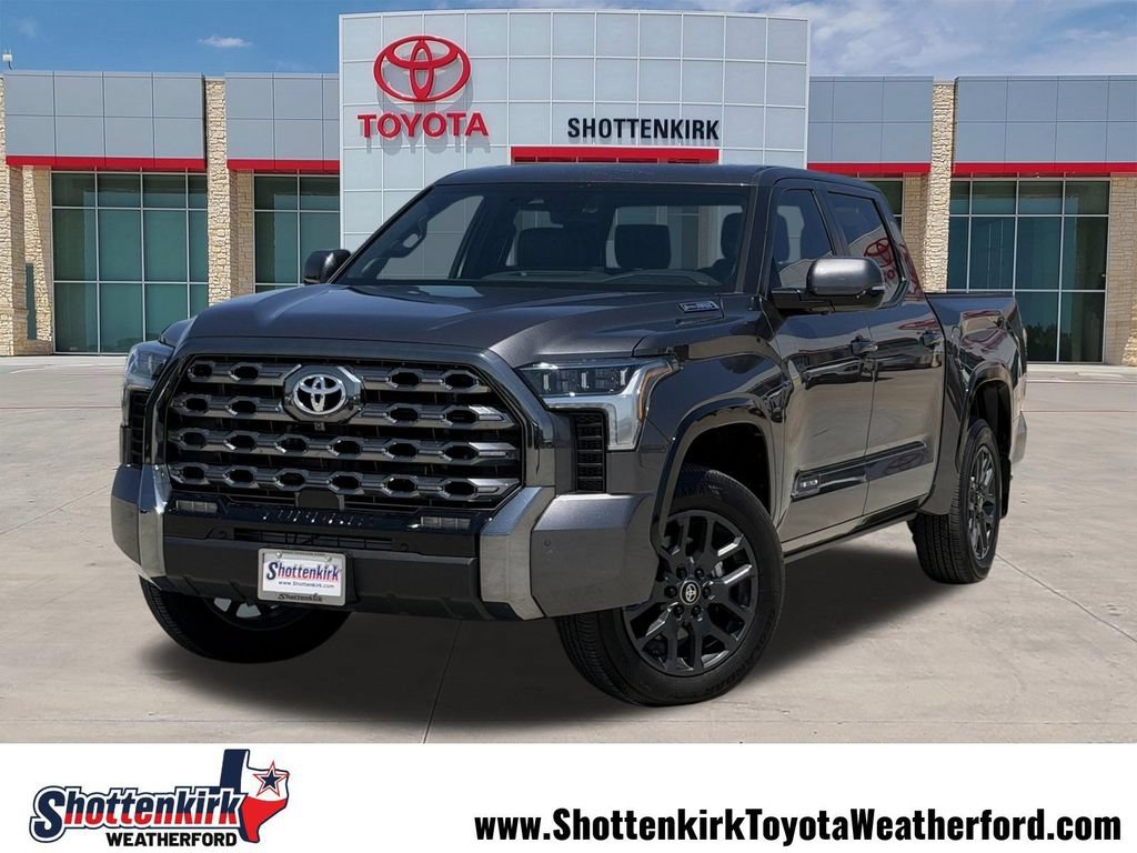 Used 2025 Toyota Tundra Platinum AWD/4WD image 1