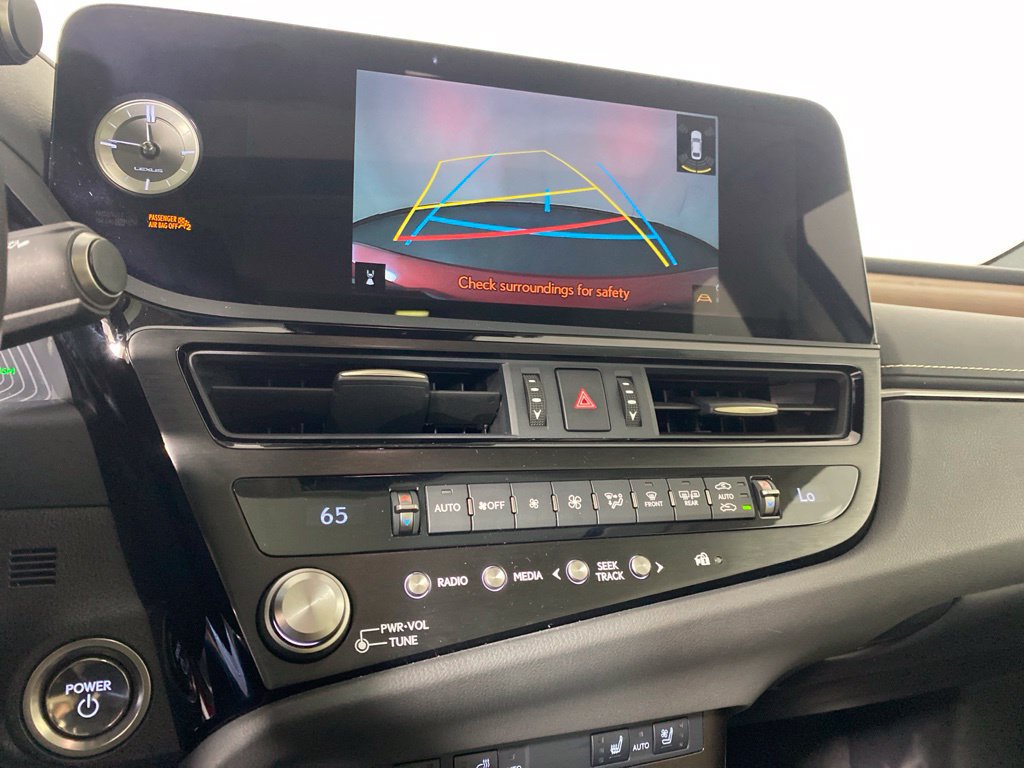 Certified 2024 Lexus ES 300h w/ Premium Package FWD image 20