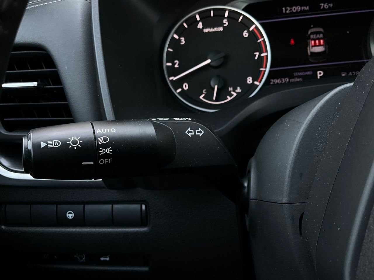 Used 2025 Nissan Rogue SV image 35