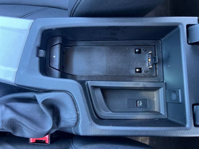 Used 2018 BMW 320i xDrive Sedan AWD/4WD image 25