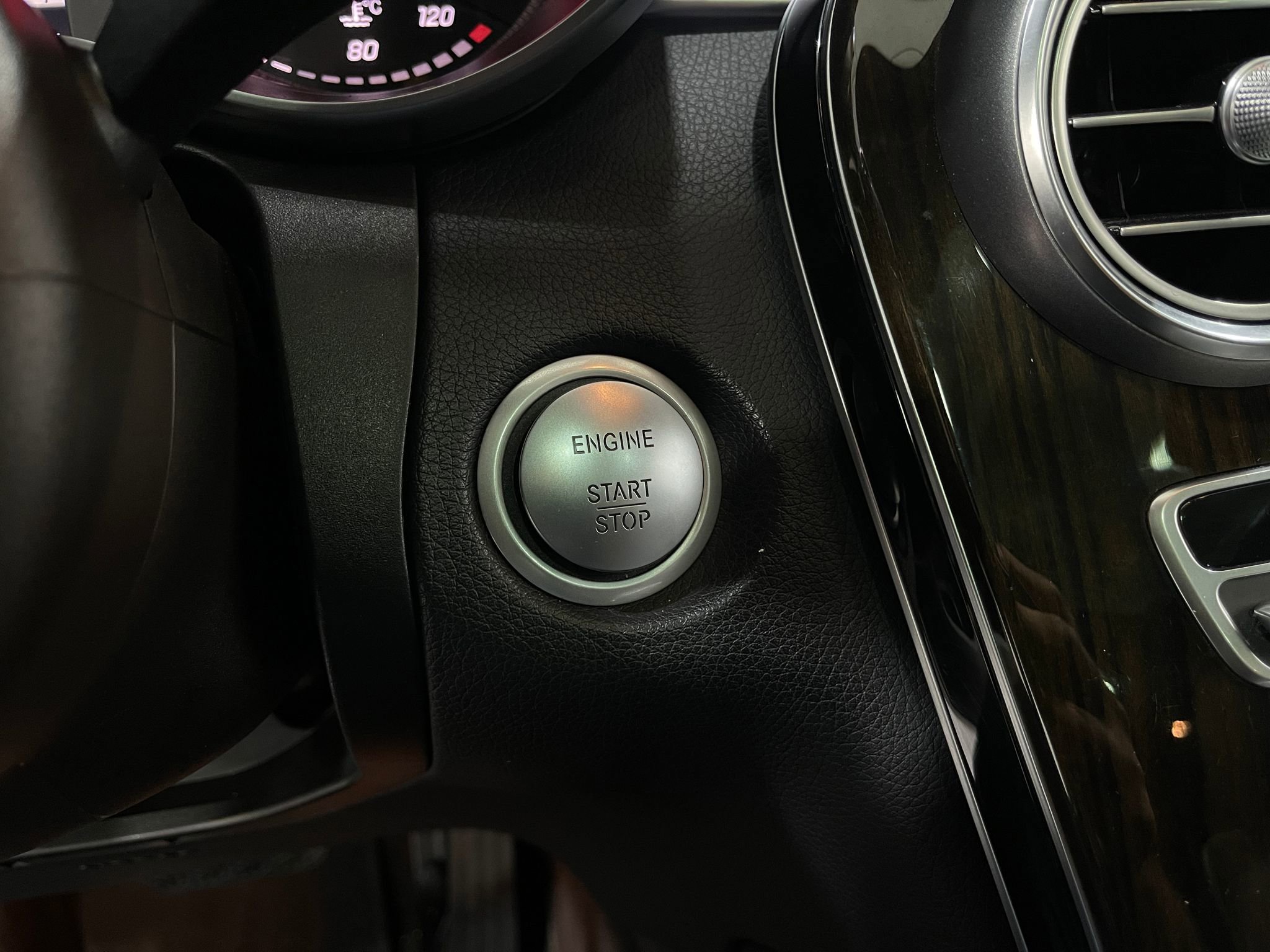 Used 2017 Mercedes-Benz GLC 300 GLC 300 image 22