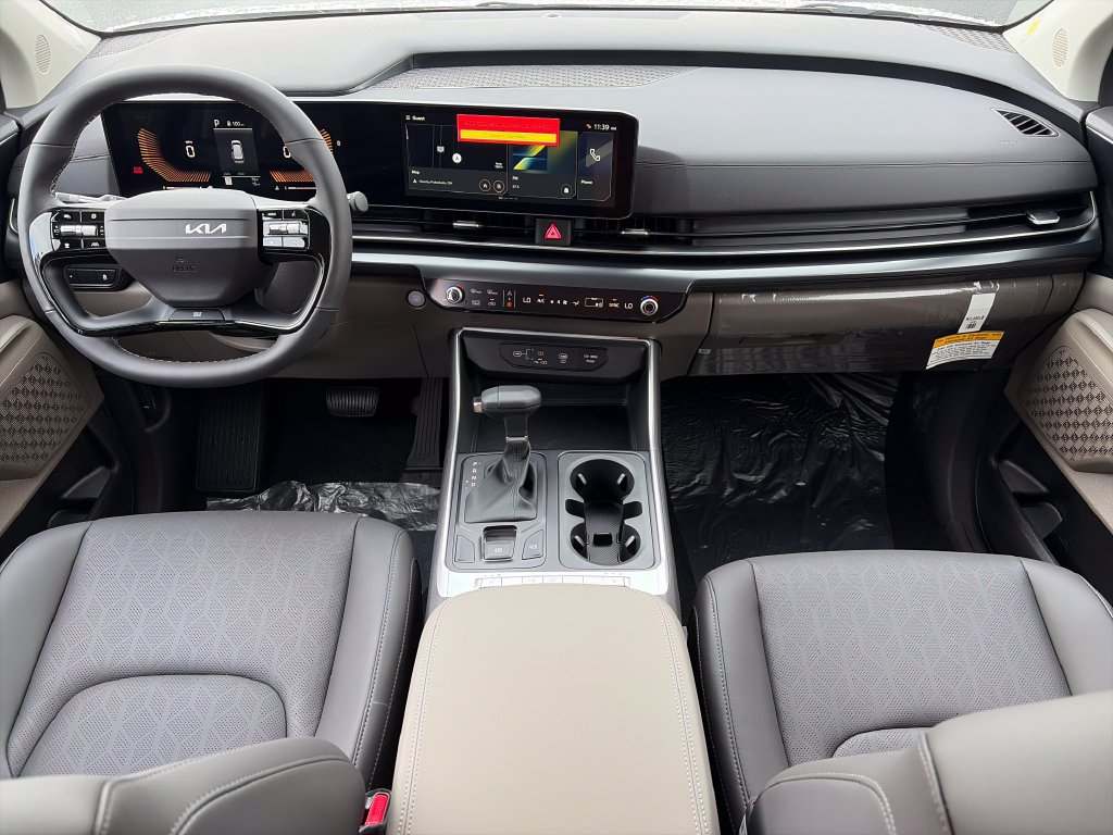 New 2027 Kia Carnival FWD image 10