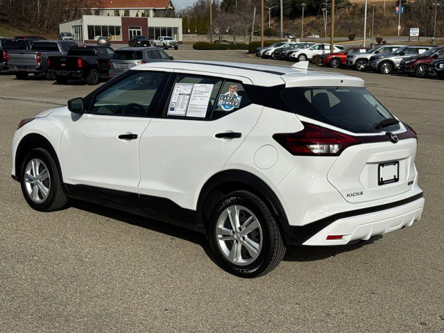 Used 2024 Nissan Kicks S image 3