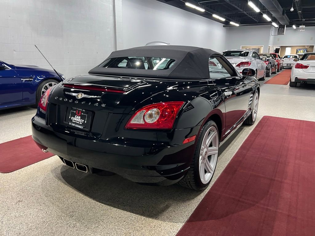 Used 2006 Chrysler Crossfire Limited image 53
