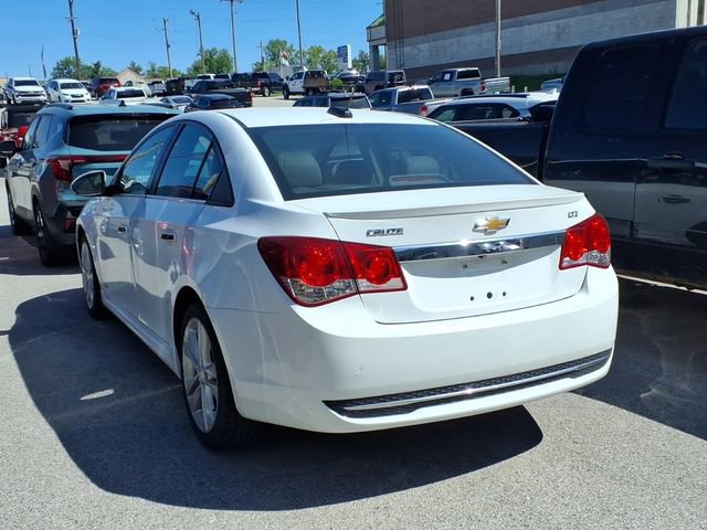 Used 2015 Chevrolet Cruze LTZ w/ Sun, Sound and Sport Package FWD image 4