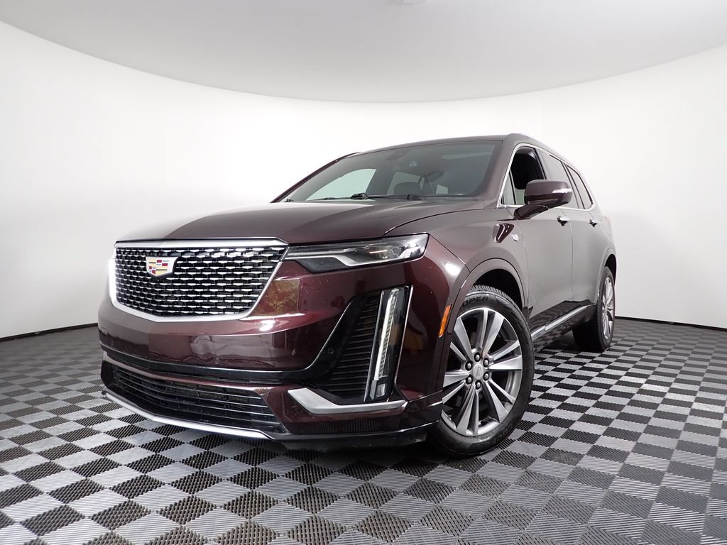 Used 2020 Cadillac XT6 Premium Luxury FWD image 2