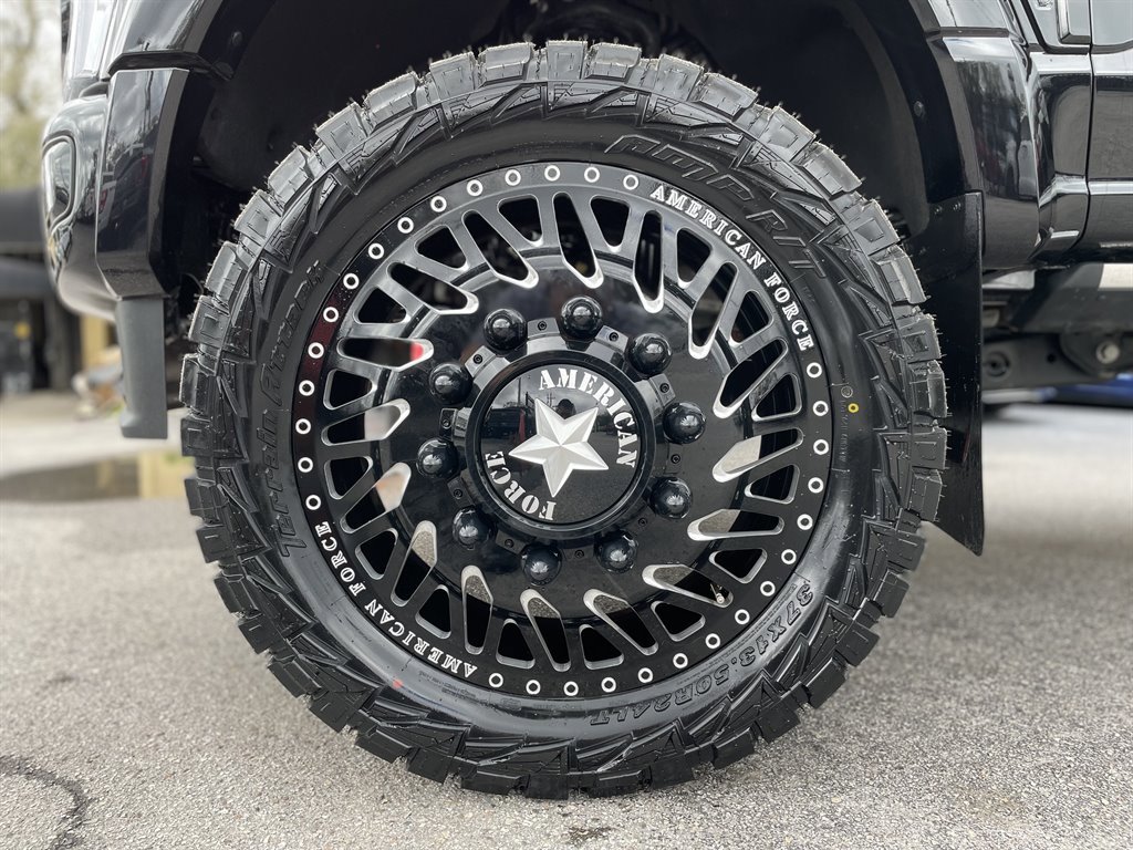 Used 2023 Ford F450 Platinum w/ FX4 Off-Road Package image 17