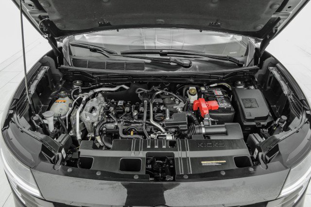 Used 2025 Nissan Kicks SV image 46