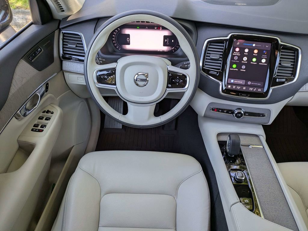 Certified 2025 Volvo XC90 B6 Plus AWD/4WD image 15