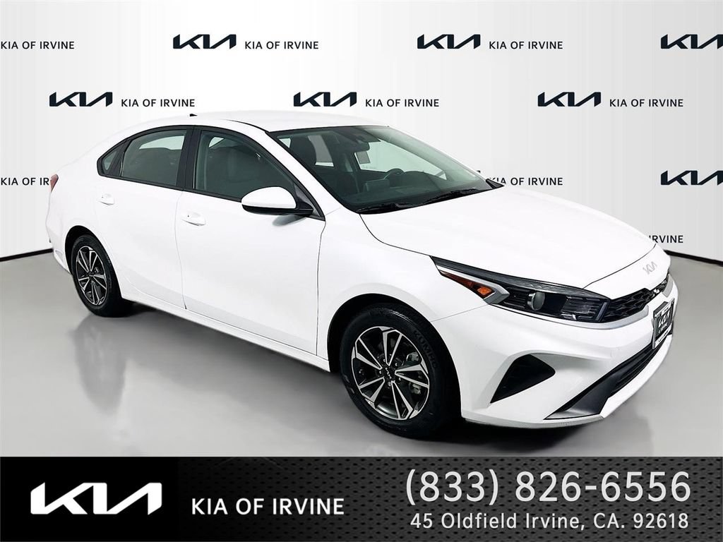 Certified 2024 Kia Forte LXS FWD image 1