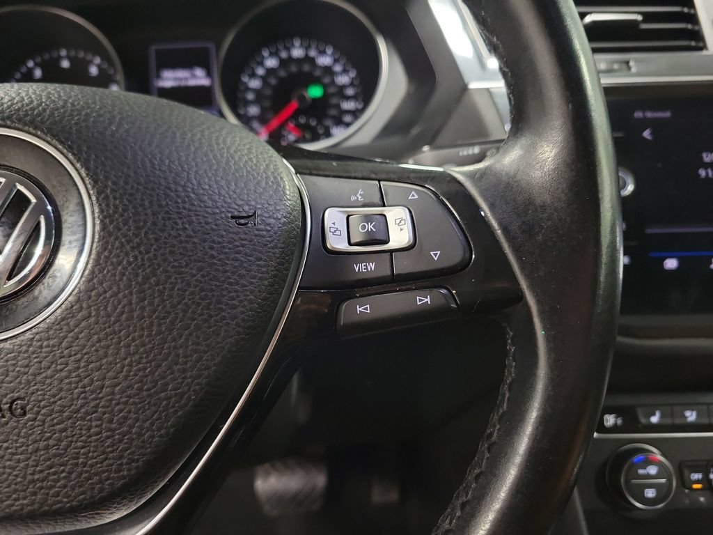 Used 2019 Volkswagen Tiguan SE w/ Panoramic Sunroof Package AWD/4WD image 25