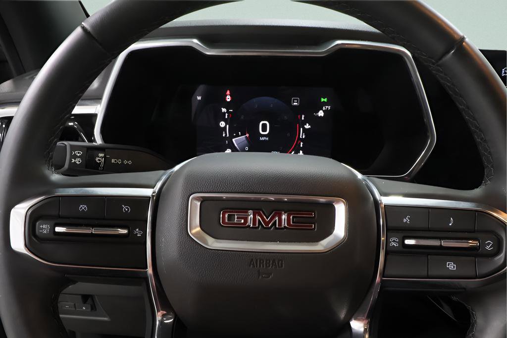 Used 2023 GMC Canyon Elevation w/ Elevation Premium Package AWD/4WD image 14