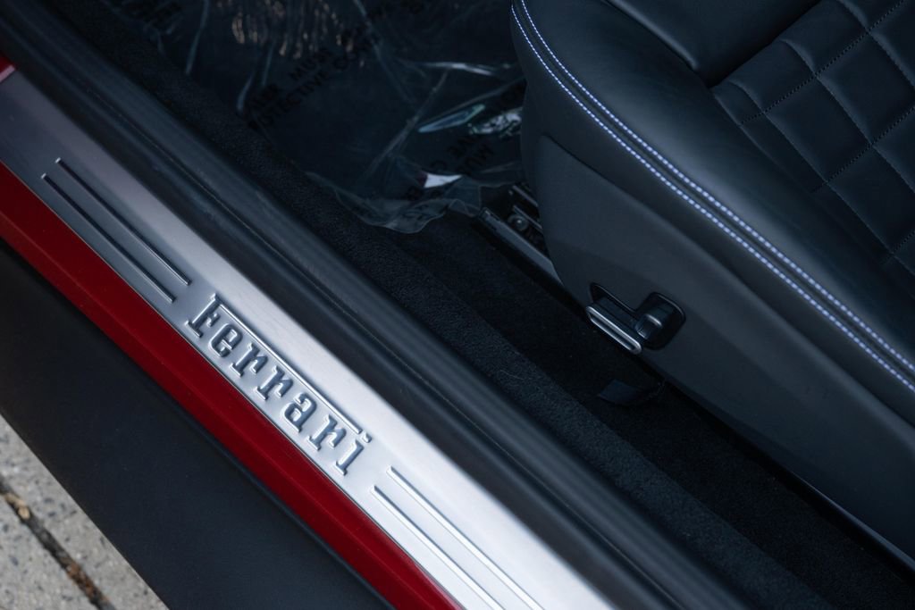 Used 2024 Ferrari Roma image 32