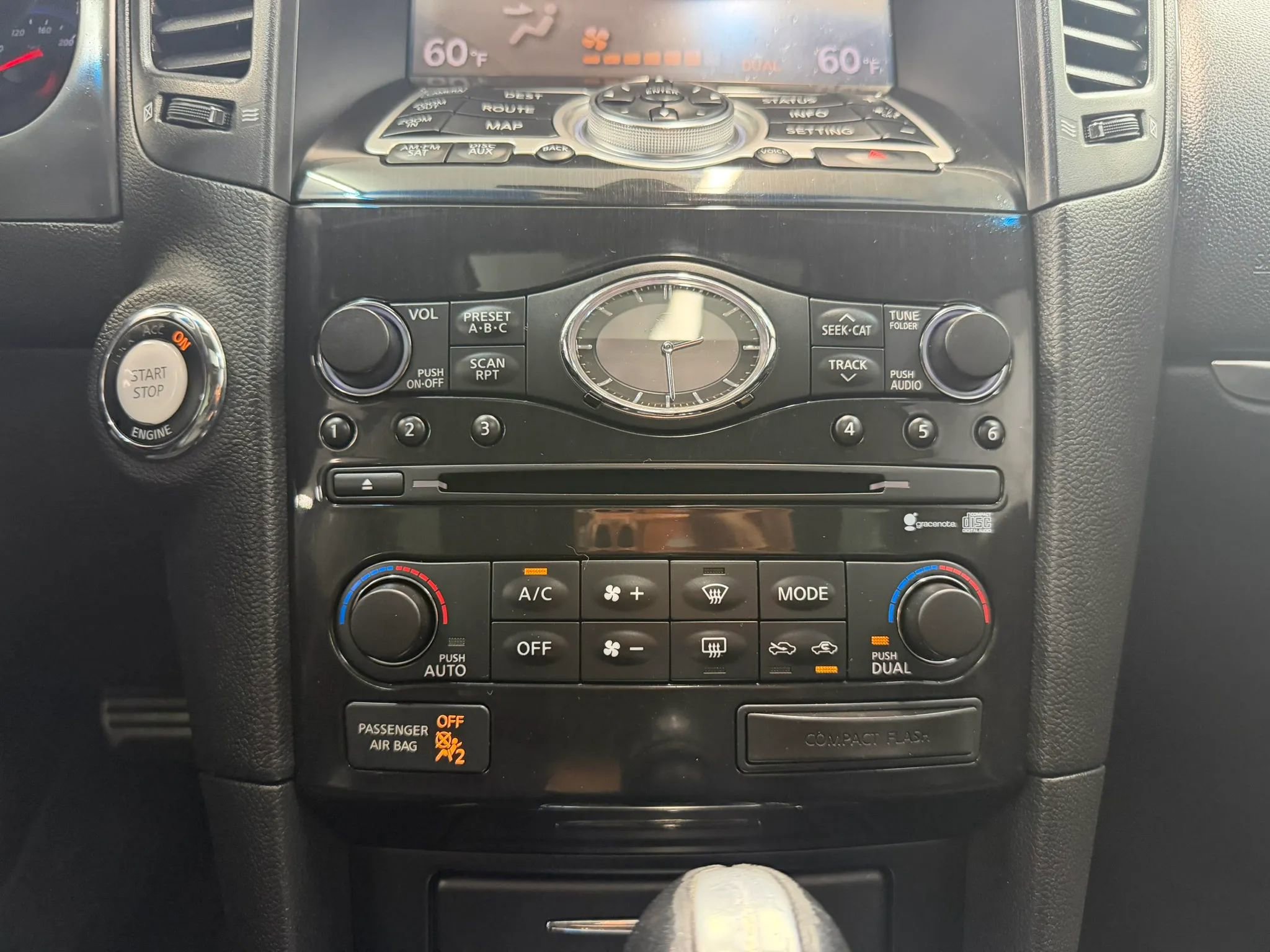 Used 2009 INFINITI FX35 AWD w/ Technology Pkg image 18