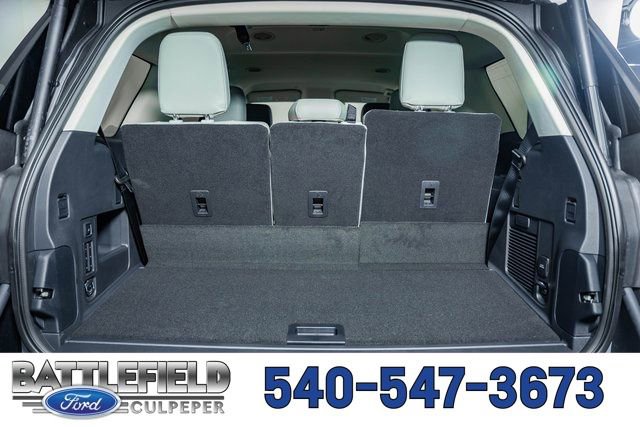 New 2026 Ford Expedition Active image 9