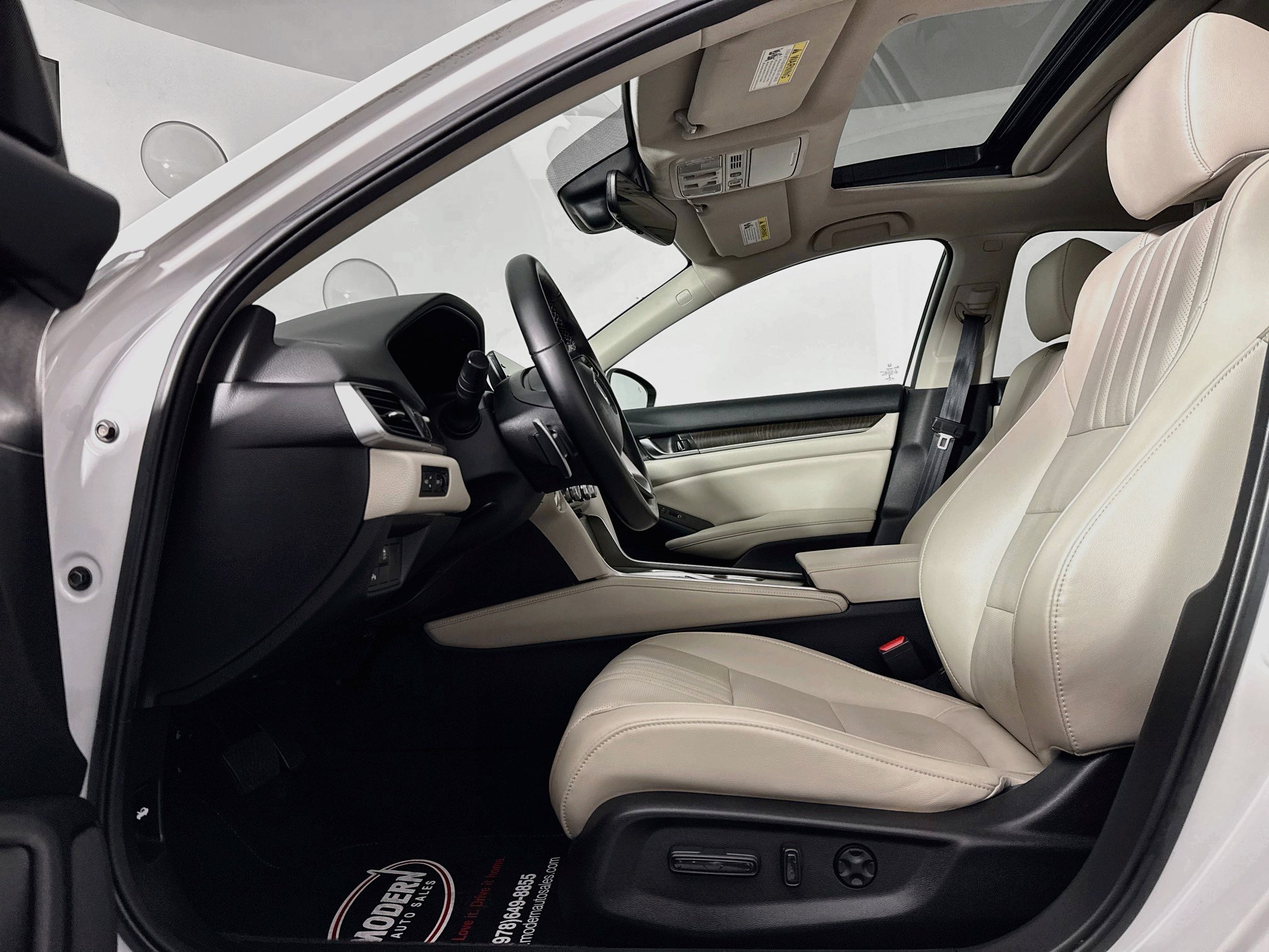 Used 2022 Honda Accord Touring image 20
