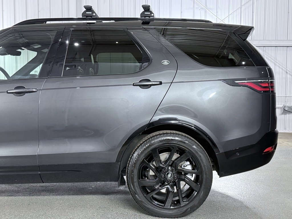 Used 2022 Land Rover Discovery HSE R-Dynamic image 13