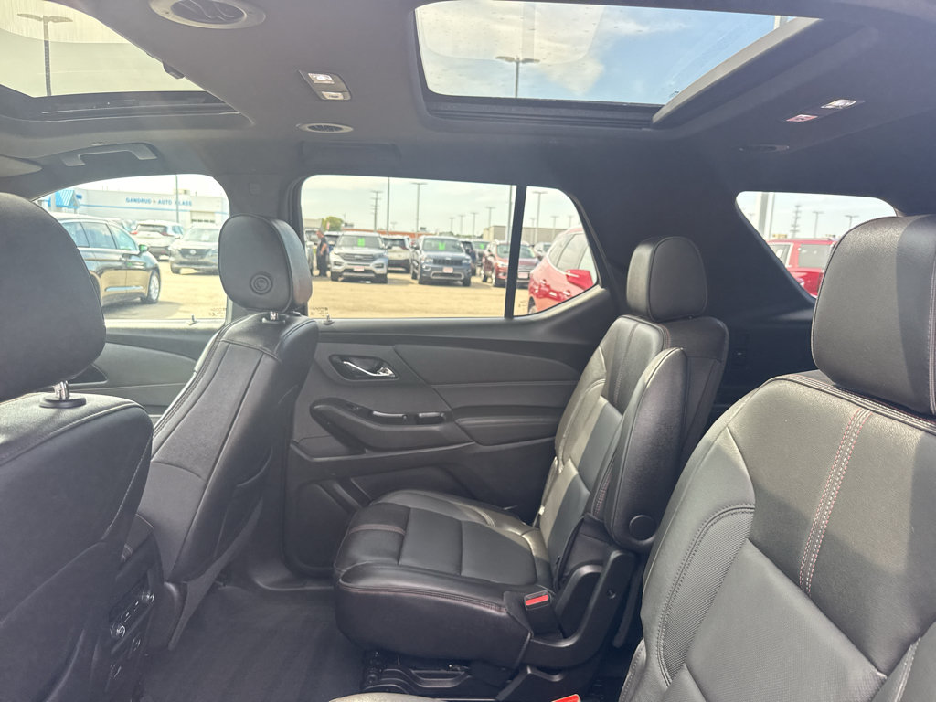 Certified 2022 Chevrolet Traverse RS w/ LPO, Floor Liner Package AWD/4WD image 34