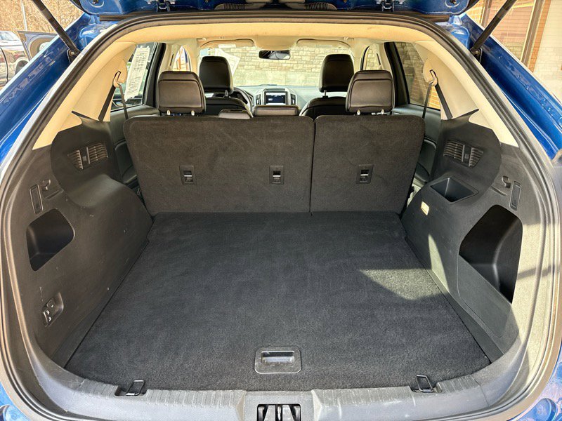 Used 2024 Ford Edge SEL image 19