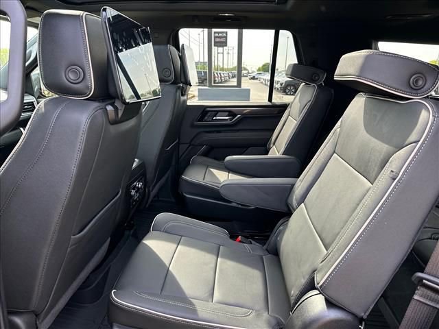 New 2026 GMC Yukon Elevation w/ Elevation Premium Package AWD/4WD image 21