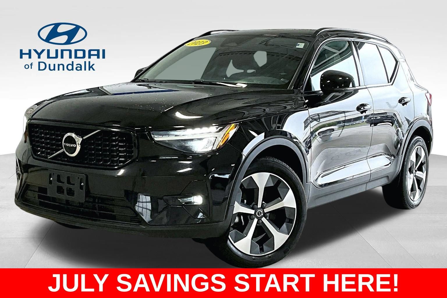 Used 2023 Volvo XC40 B5 Ultimate