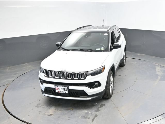 Used 2025 Jeep Compass Limited AWD/4WD image 36