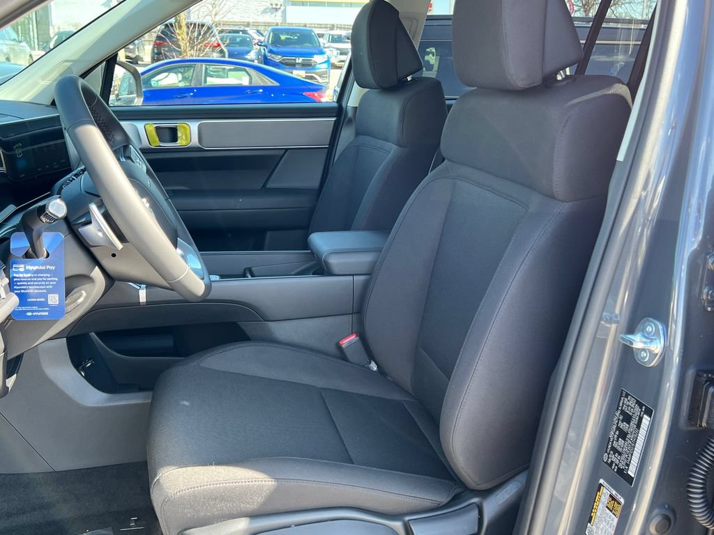 New 2026 Hyundai Santa Fe SE AWD/4WD image 6