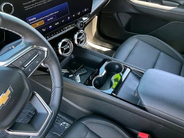 Certified 2024 Chevrolet Blazer EV LT AWD/4WD image 20