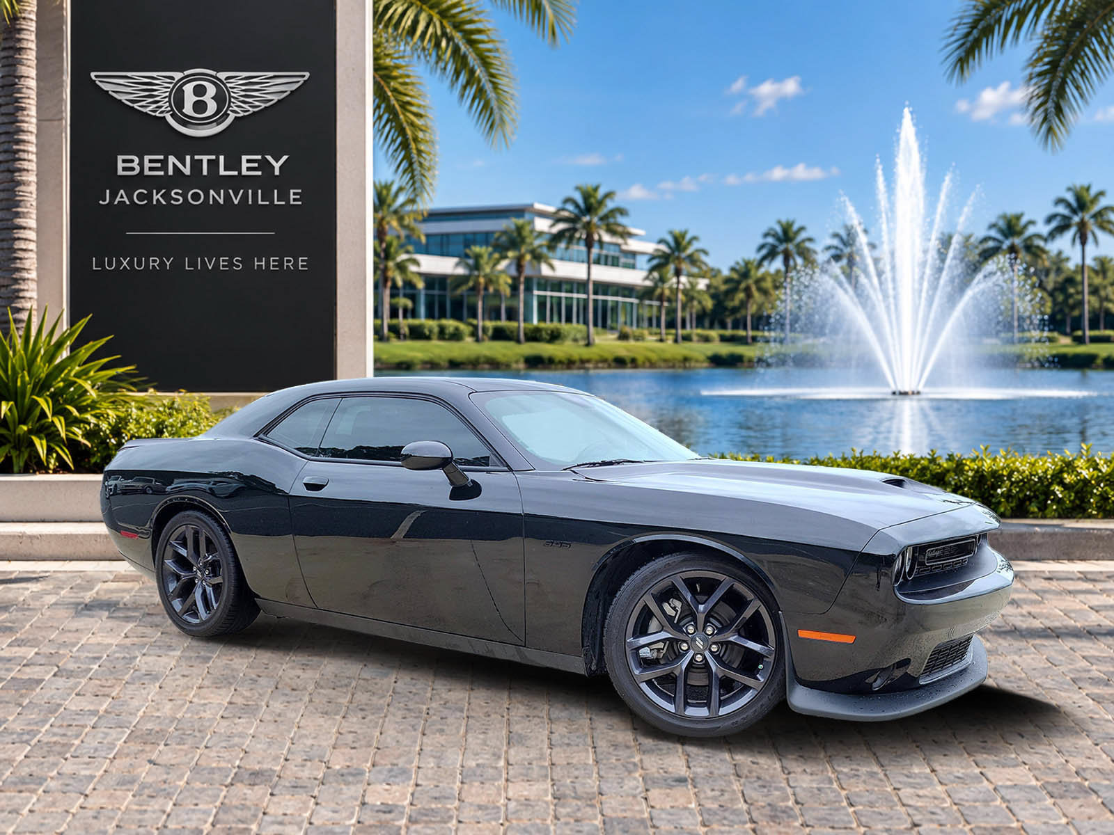 Used 2023 Dodge Challenger R/T w/ Blacktop Package RWD 360° Tour