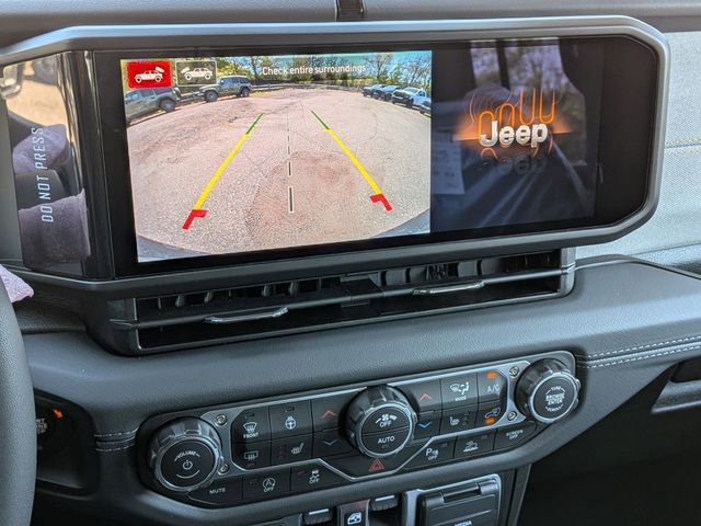 New 2026 Jeep Wrangler Unlimited Sahara AWD/4WD image 23
