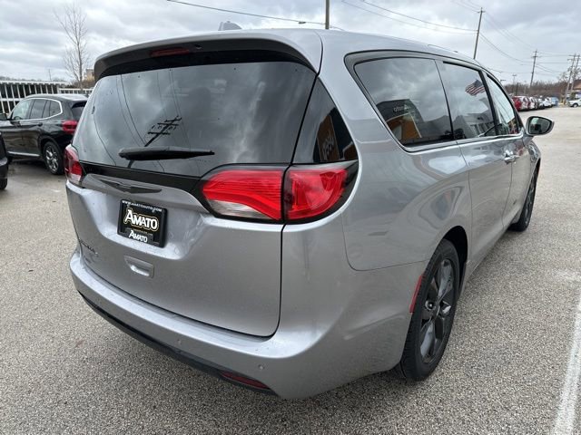 Used 2019 Chrysler Pacifica Touring Plus w/ S Appearance Package image 6