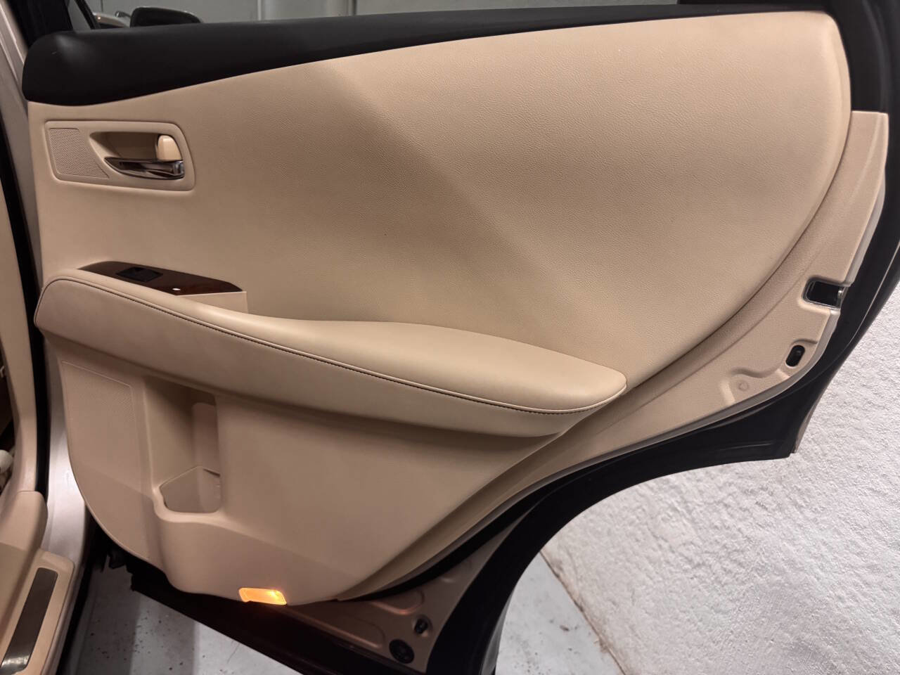 Used 2013 Lexus RX 350 Base 4dr SUV image 26