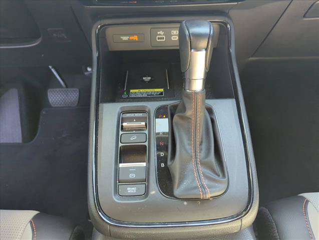 Used 2023 Honda CR-V Sport Touring image 17