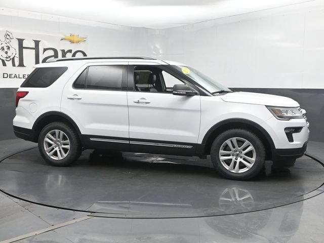 Used 2019 Ford Explorer XLT w/ Equipment Group 202A AWD/4WD image 1