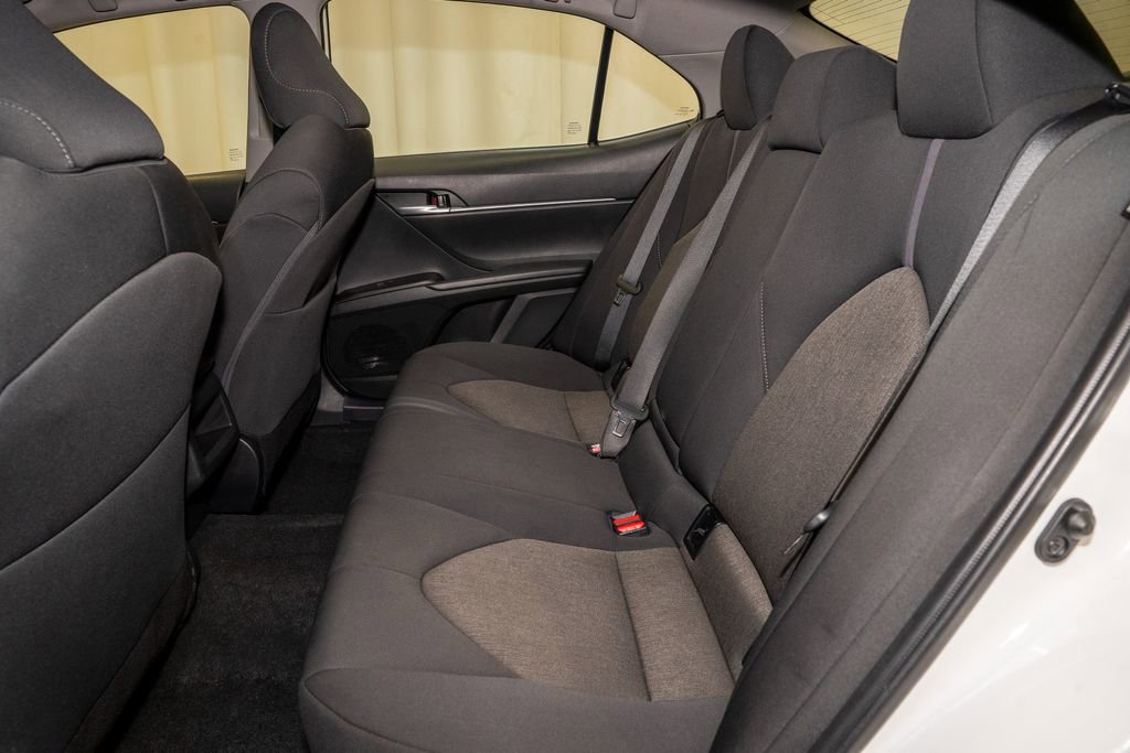 Used 2024 Toyota Camry LE image 7