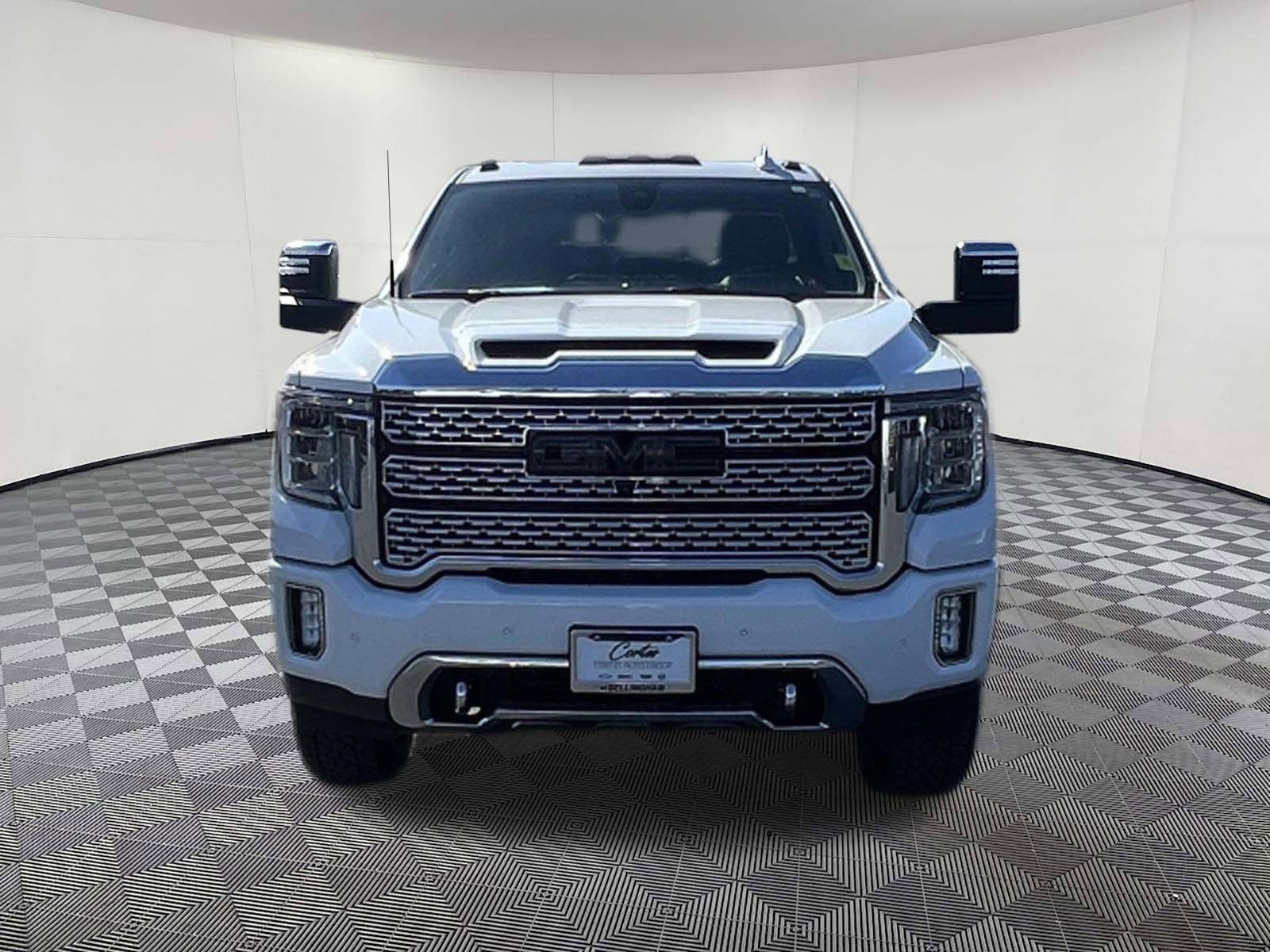 Used 2022 GMC Sierra 3500 Denali w/ Denali Ultimate Package image 2