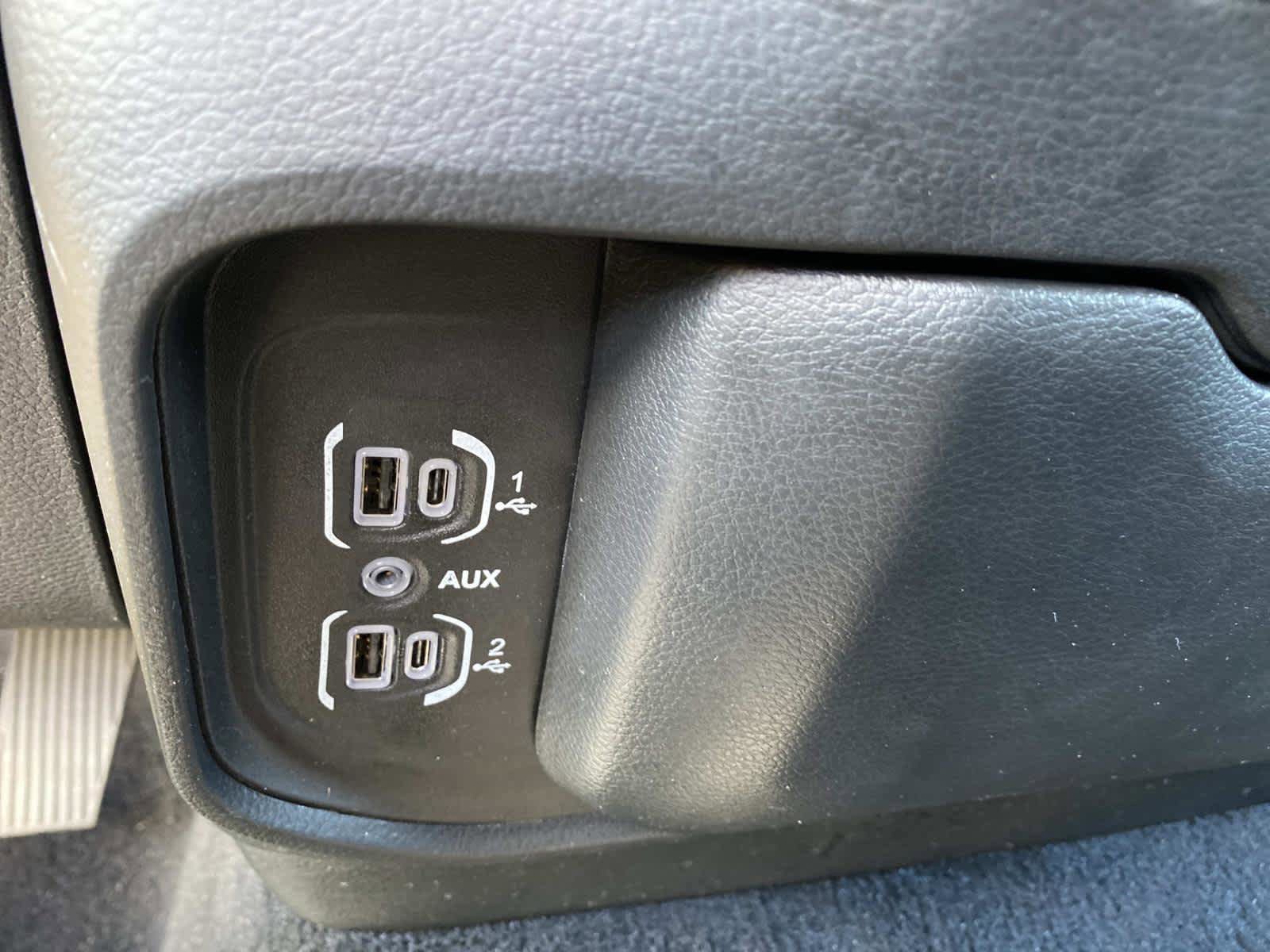 Certified 2025 RAM 1500 Tradesman AWD/4WD image 14