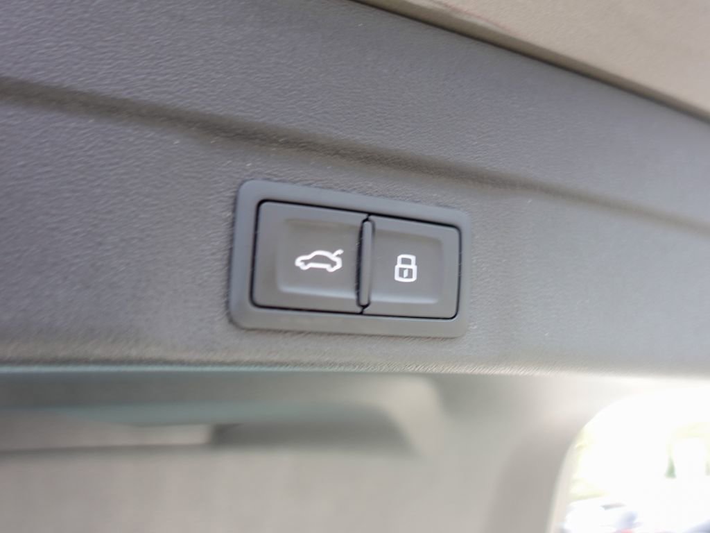 Used 2025 Audi A5 2.0T Premium Plus w/ Premium Plus image 24