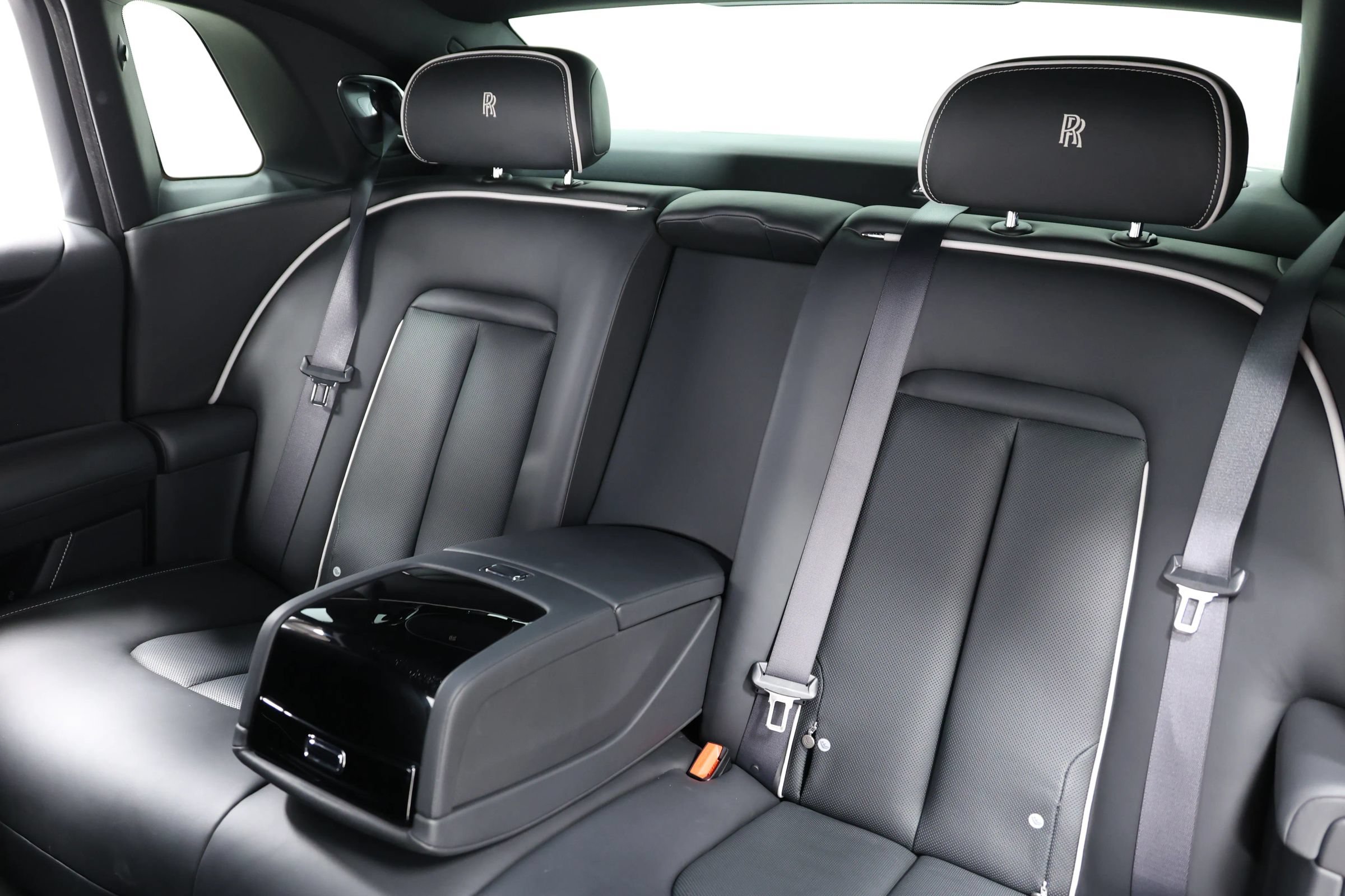 Used 2021 Rolls-Royce Ghost AWD/4WD image 3