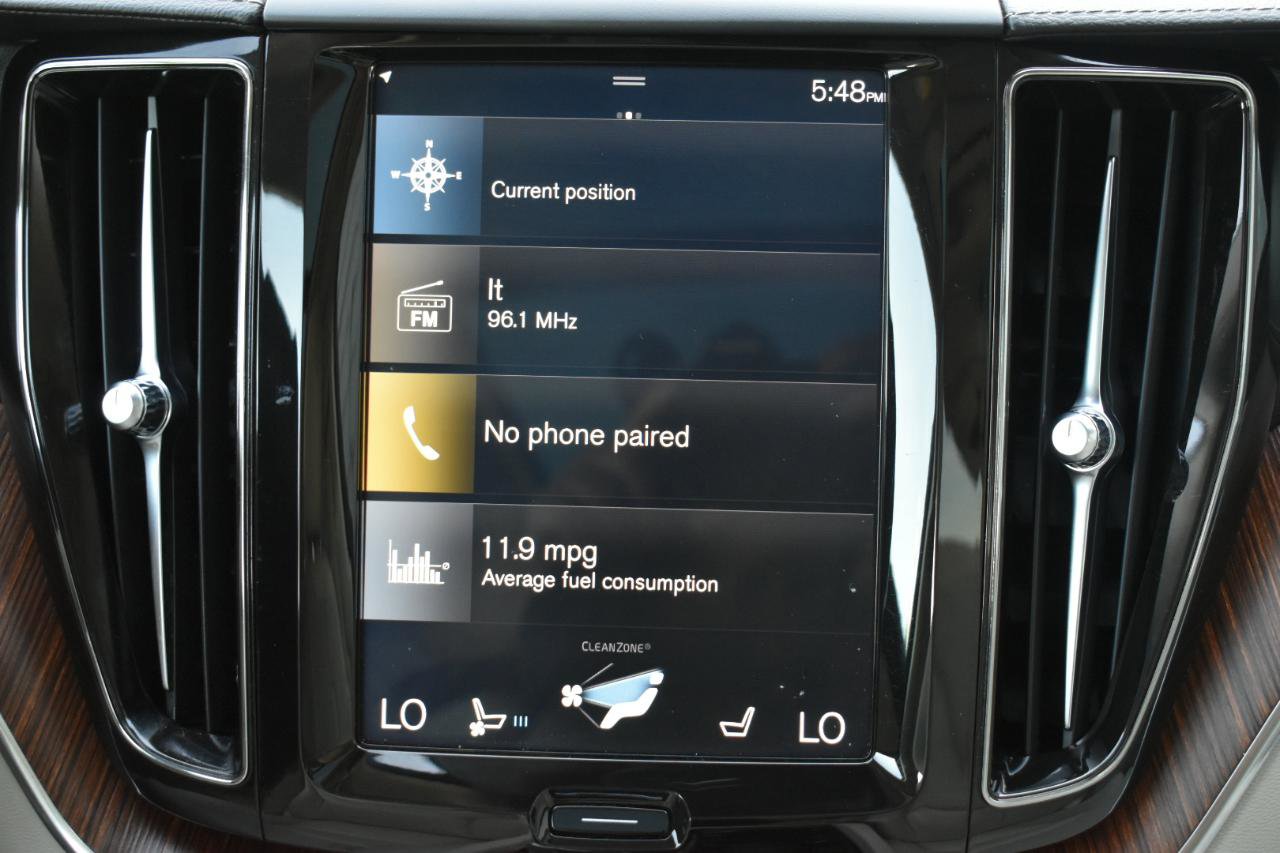 Used 2019 Volvo XC60 T8 Inscription w/ Advanced Package image 20