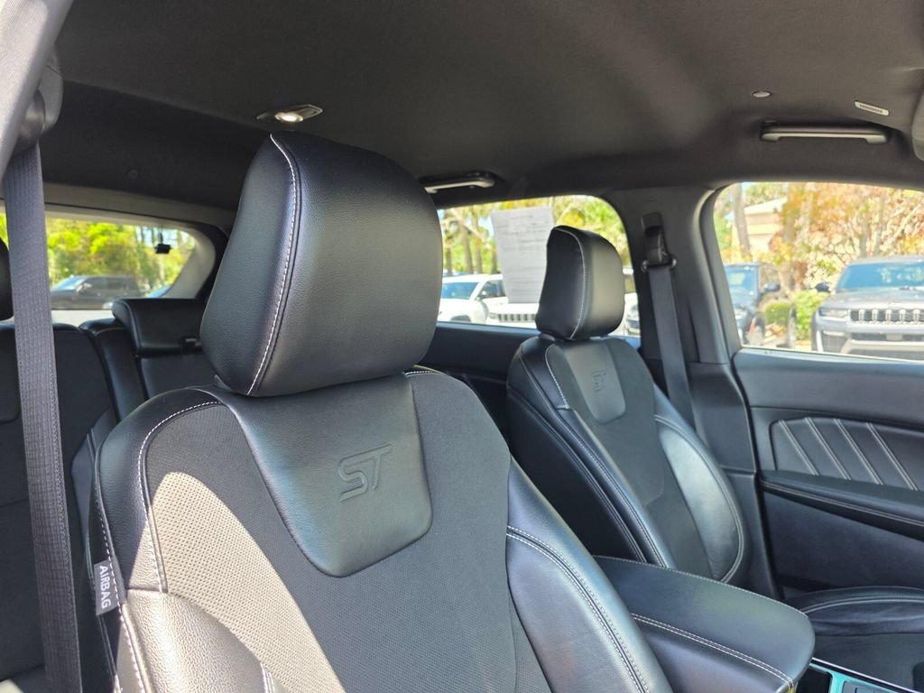 Used 2020 Ford Edge ST AWD/4WD image 11