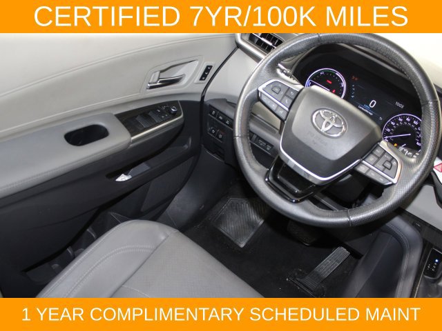 Used 2022 Toyota Sienna Limited FWD image 15