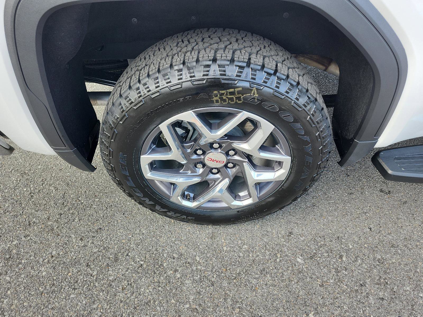 Certified 2025 GMC Sierra 1500 SLT w/ SLT Premium Plus Package image 7