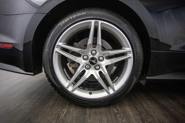 Used 2018 Ford Mustang GT w/ GT Performance Package RWD image 38