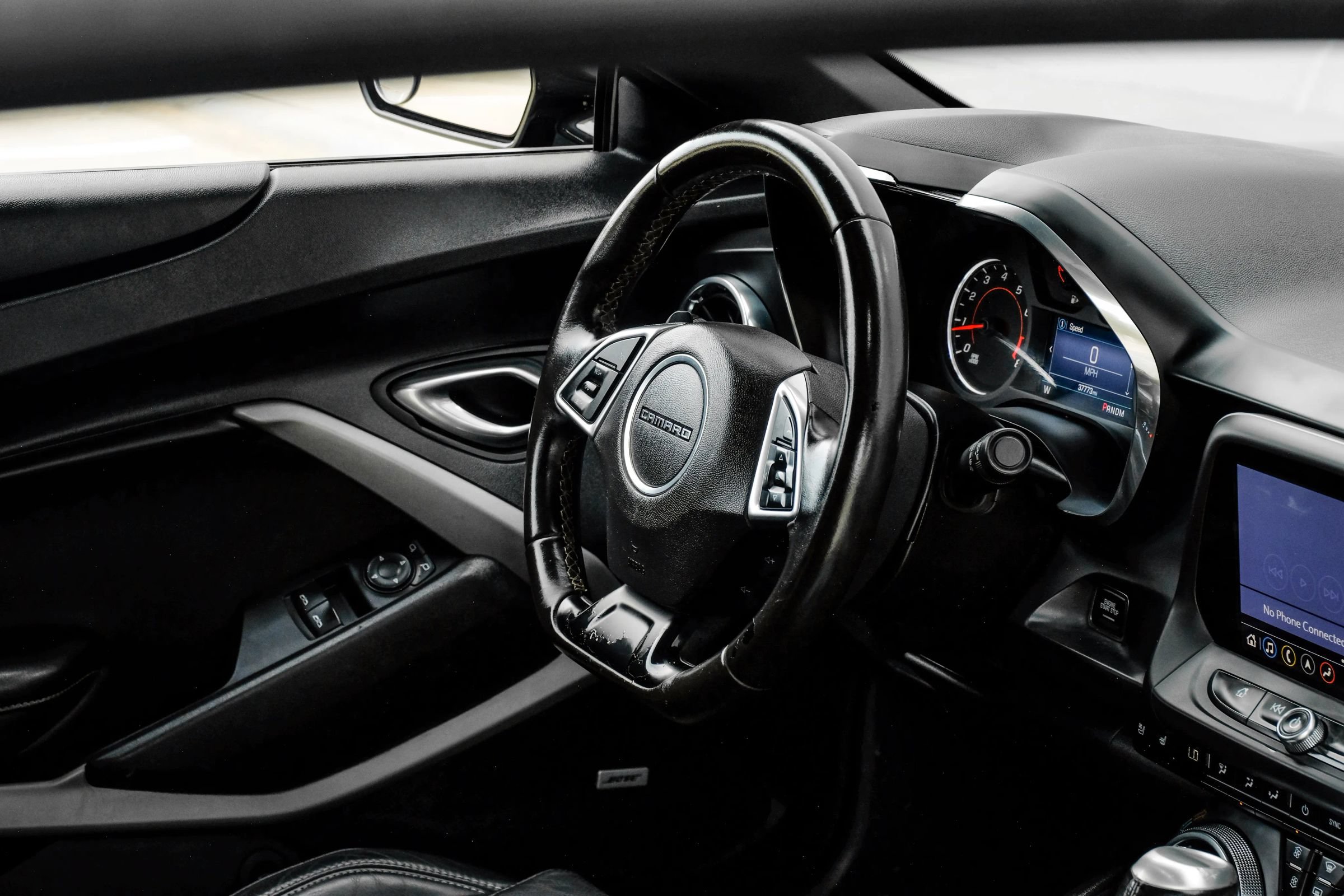 Used 2019 Chevrolet Camaro LT RWD image 21