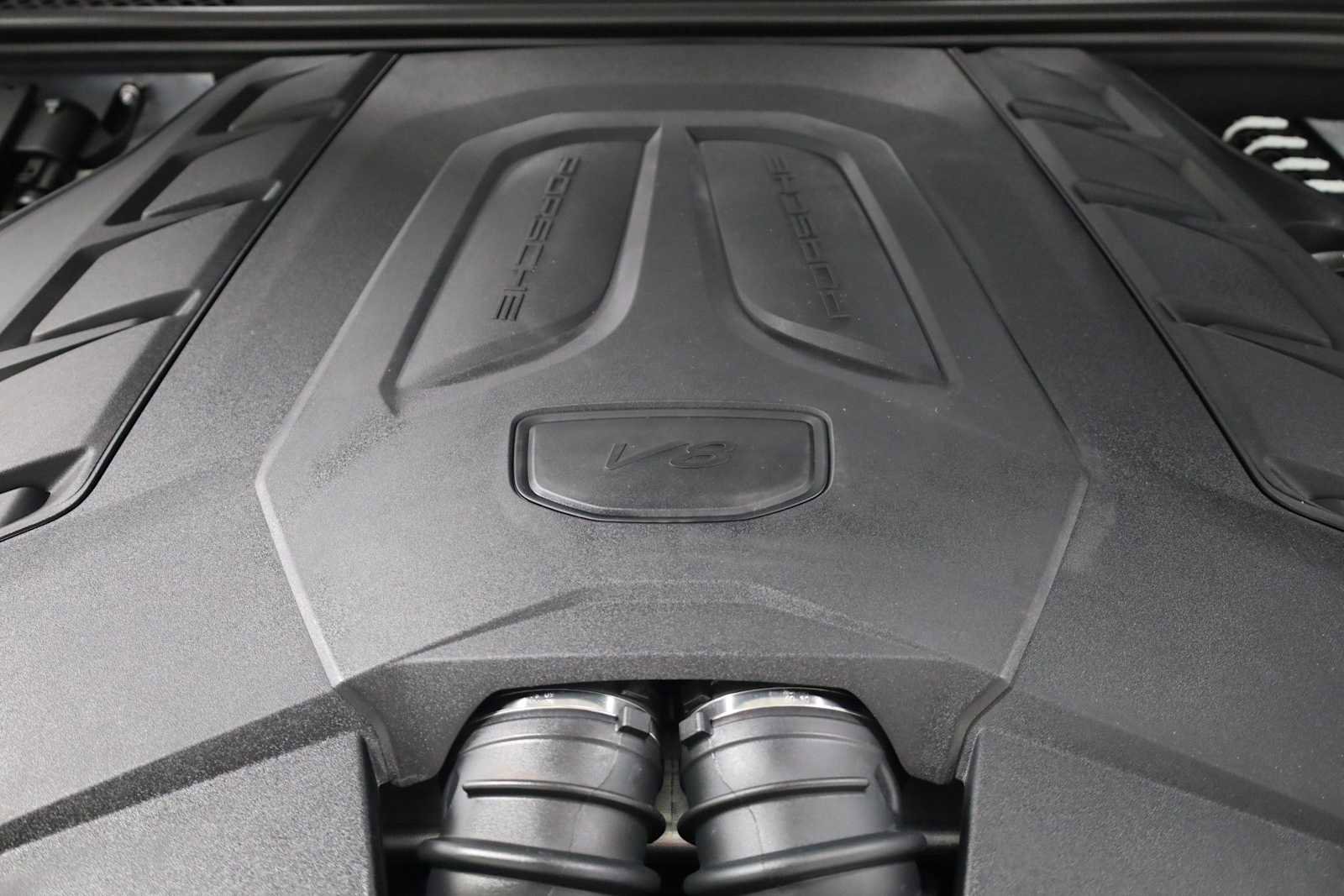 New 2025 Porsche Cayenne GTS image 41